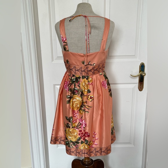 Beautiful Summer Dress 👗 - Picture 2 of 4